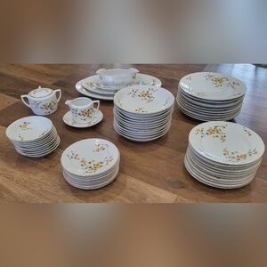 Vintage UNION T 57pc Dining Set